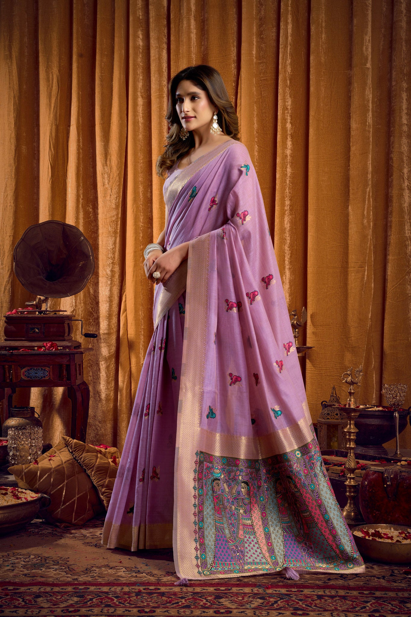 Saree with Golden Border and Butterfly Embroidery, Traditional Indian Ethnic Wear for Women with blouse piece (Lavender).