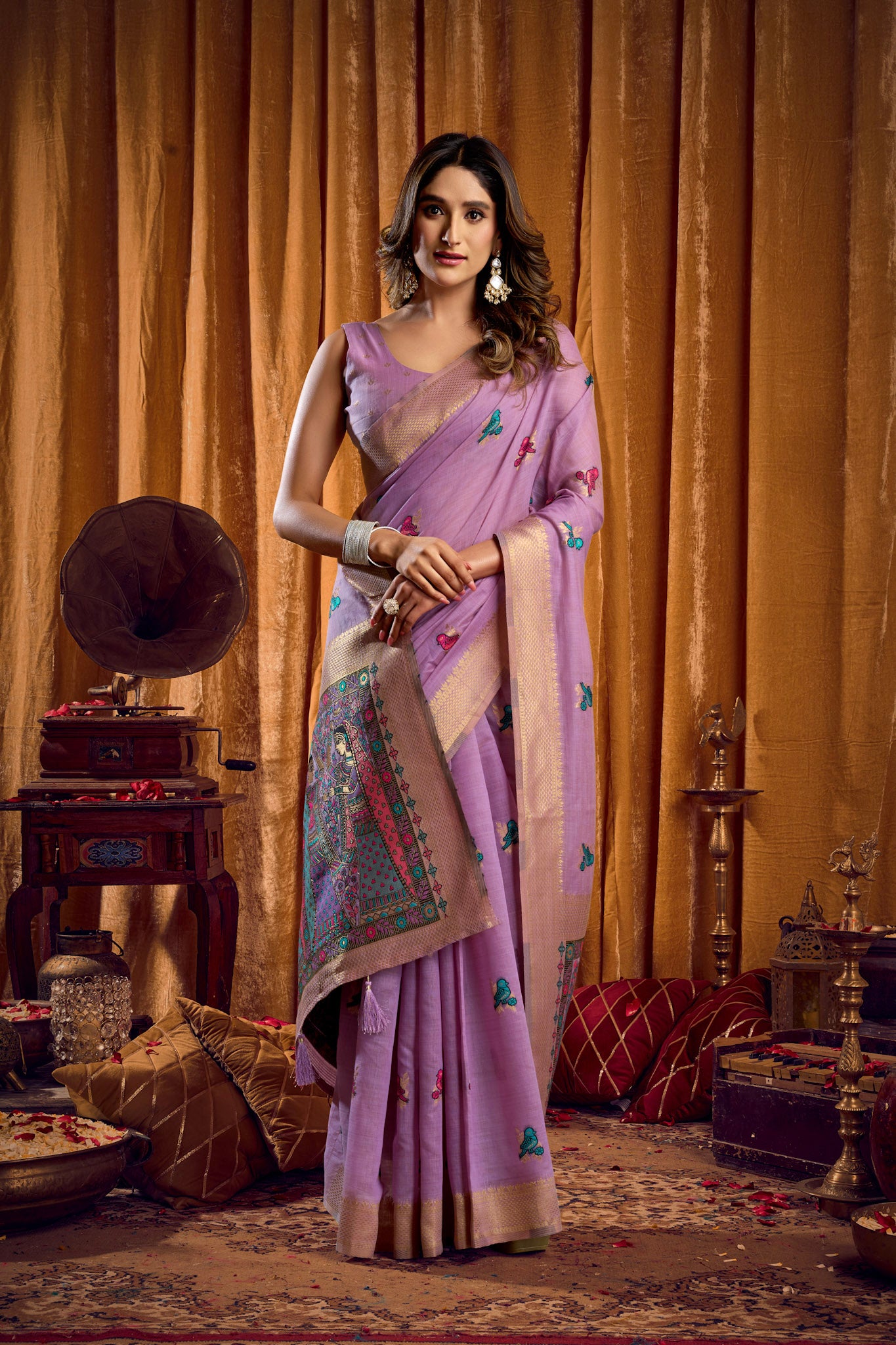Saree with Golden Border and Butterfly Embroidery, Traditional Indian Ethnic Wear for Women with blouse piece (Lavender).